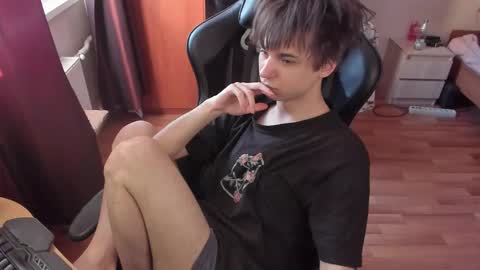 Looking for a moderator I PVT IS OPEN online show from February 15, 2026, 7:51 am