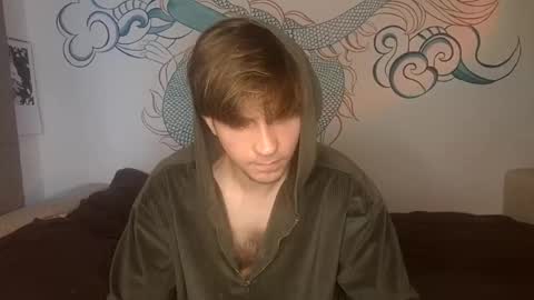 Snapshot of kero180 chatting on March 4, 2025, 2:32 pm Kero online show from March 4, 2025, 2:32 pm