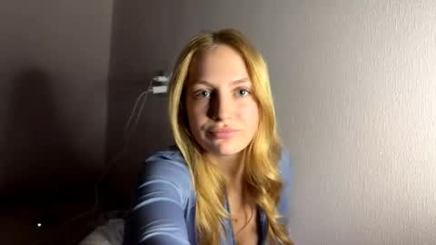 Elizabeth online show from October 24, 2025, 11:06 am