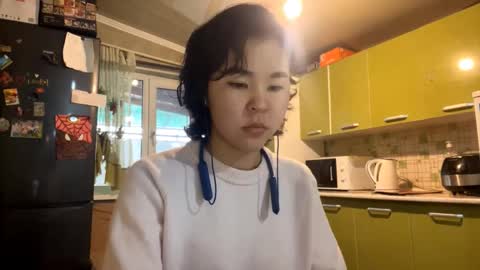 Jenny  online show from February 12, 2026, 3:23 am