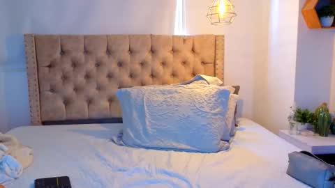 Kery Hillson online show from February 19, 2026, 2:46 pm