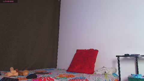 Snapshot of kesha_rosse_ chatting on June 24, 2026, 7:40 am KESHA online show from June 24, 2026, 7:40 am