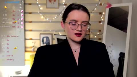 Snapshot of ketrin_pirsss chatting on September 24, 2025, 6:44 pm Ketrin online show from September 24, 2025, 6:44 pm