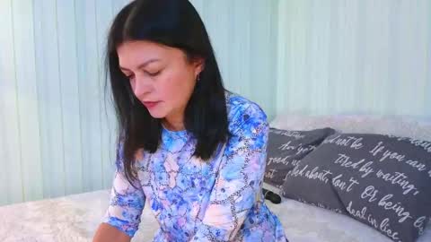 Snapshot of kettimi chatting on January 9, 2026, 7:00 am Catherine online show from January 9, 2026, 7:00 am