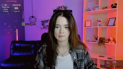 ketty_kitt online show from April 17, 2026, 7:17 pm