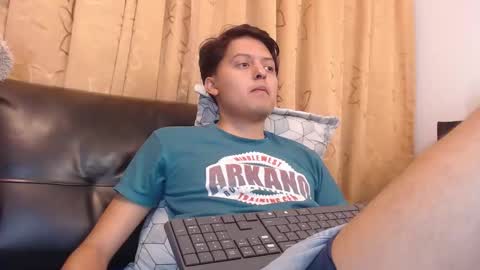 Snapshot of kevin_charless chatting on March 22, 2026, 1:03 pm Kevin online show from March 22, 2026, 1:03 pm