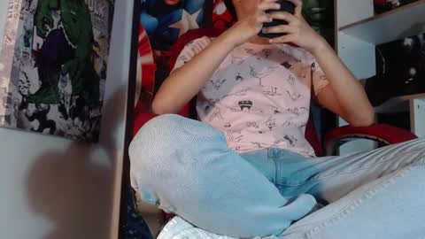 Snapshot of kevin_charless chatting on April 6, 2026, 11:22 am Kevin online show from April 6, 2026, 11:22 am