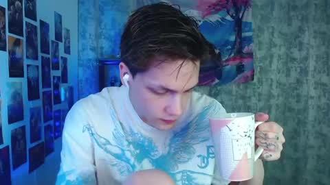 Kevin online show from May 17, 2026, 4:21 am
