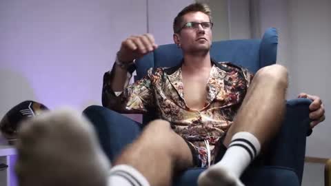 Kev online show from September 13, 2025, 5:02 pm