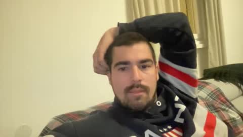 kevinpillobello online show from December 5, 2025, 4:47 pm