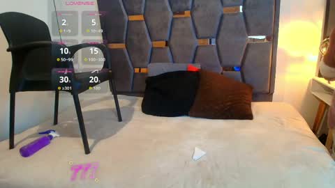 KEYLA BRUNETTE online show from May 19, 2026, 11:44 pm