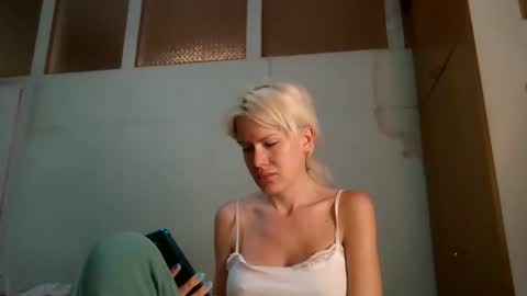 Keyla online show from April 2, 2026, 7:11 pm