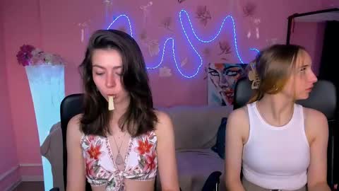Snapshot of keylas_moan chatting on May 20, 2026, 7:20 pm Keylas online show from May 20, 2026, 7:20 pm