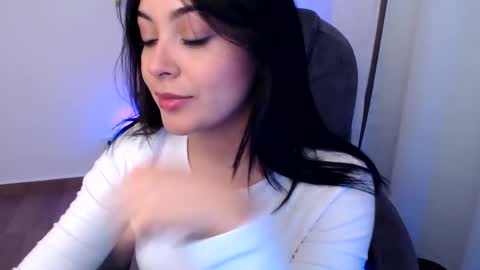 Liss online show from November 6, 2025, 1:28 am