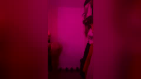 Snapshot of khamilacole chatting on July 13, 2026, 7:05 pm khamilacole online show from July 13, 2026, 7:05 pm