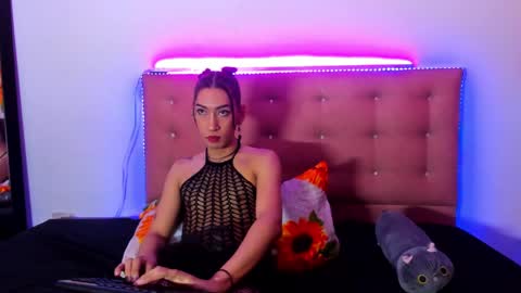 Khandyz online show from February 9, 2025, 4:40 pm