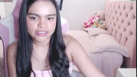 khaterin_26 online show from November 22, 2025, 2:43 am