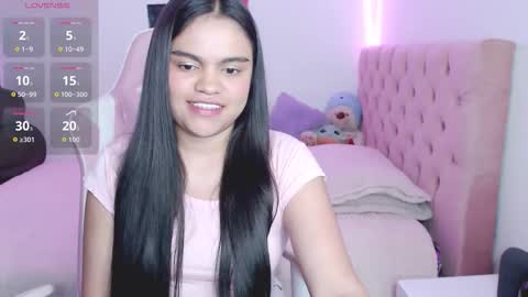 khaterin_26 online show from December 14, 2025, 4:29 am