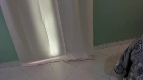 Kathe Hot online show from February 1, 2025, 7:13 pm