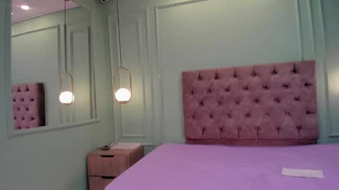 Kathe Hot online show from March 4, 2025, 6:07 pm