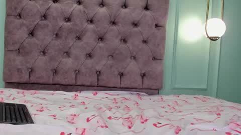 Kathe Hot online show from March 6, 2025, 6:26 pm