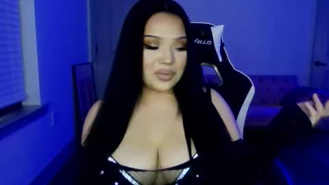 khaydizzle online show from November 15, 2025, 6:55 am