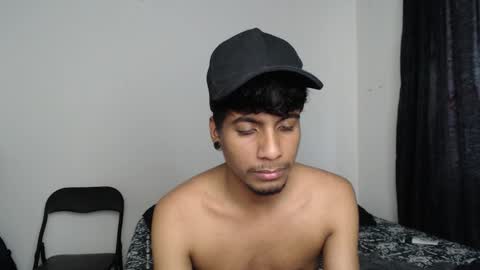 khevinlopezonig online show from October 30, 2025, 2:18 pm