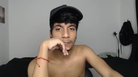 khevinlopezonig online show from November 30, 2025, 12:58 am