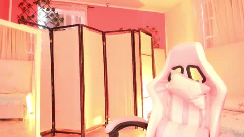 Khloe online show from October 22, 2025, 12:27 pm