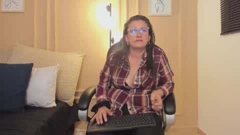 khloe_sp_ online show from June 9, 2026, 2:45 am