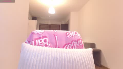 Snapshot of khloe_star chatting on January 29, 2025, 4:30 pm Khloe online show from January 29, 2025, 4:30 pm