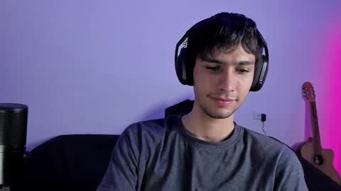 khozler_ online show from January 21, 2025, 5:38 am