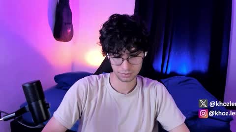 khozler_ online show from November 21, 2025, 3:27 am