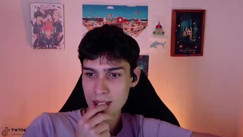 khozler_ online show from June 17, 2026, 2:03 am