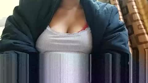 khushisinghh online show from January 12, 2025, 3:46 pm