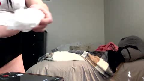 kiannaluv online show from February 15, 2025, 10:21 pm