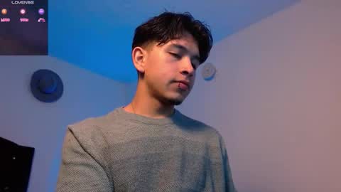 Snapshot of kianryu chatting on February 5, 2026, 7:51 pm Adrian Chlloe online show from February 5, 2026, 7:51 pm