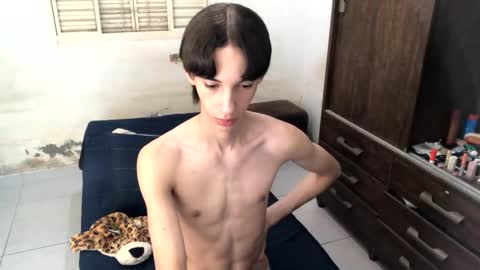 Snapshot of kiantwink chatting on December 14, 2024, 8:51 pm kiantwink online show from December 14, 2024, 8:51 pm