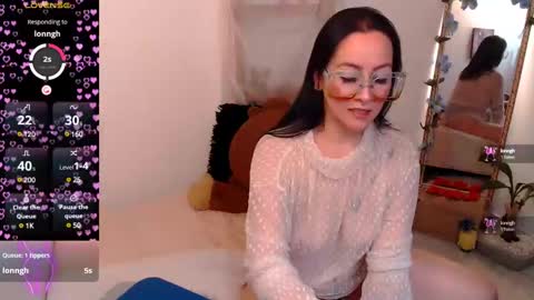 Snapshot of kiara_bermont chatting on January 5, 2025, 6:13 pm Kiara Bermont online show from January 5, 2025, 6:13 pm