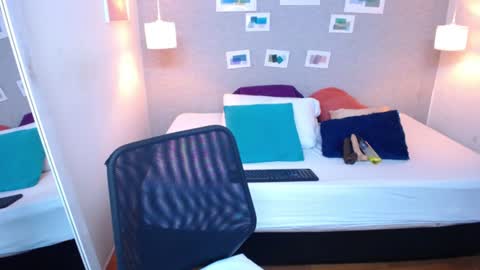 Kiara online show from December 20, 2024, 9:28 pm