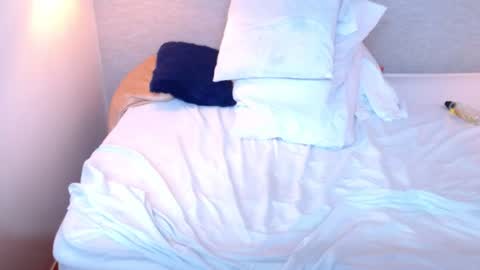 Kiara online show from December 29, 2024, 3:46 pm