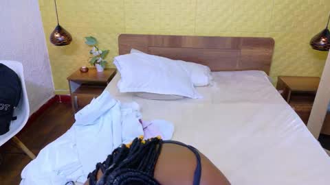 Kiara online show from October 8, 2025, 2:42 am