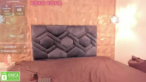 kiara_velvet__ online show from January 6, 2026, 8:01 pm