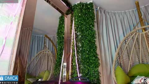Snapshot of kiara_zahiri_ chatting on September 12, 2025, 11:10 am Kiara Zahiri online show from September 12, 2025, 11:10 am