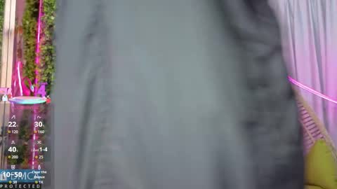 Snapshot of kiara_zahiri_ chatting on October 4, 2025, 11:08 am Kiara Zahiri online show from October 4, 2025, 11:08 am