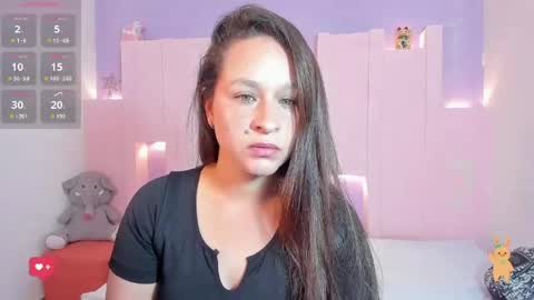 Snapshot of kiaramoon1 chatting on April 7, 2026, 8:42 pm Kiara online show from April 7, 2026, 8:42 pm