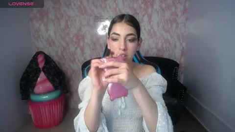 kiara online show from July 24, 2026, 8:29 pm