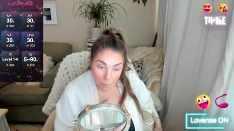 Kiera Reines online show from March 28, 2026, 3:44 pm