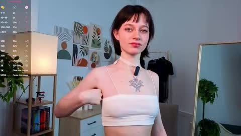 Vanessa online show from December 4, 2025, 1:26 am