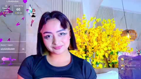 Snapshot of kiim01 chatting on May 18, 2026, 7:41 pm kiim01 online show from May 18, 2026, 7:41 pm